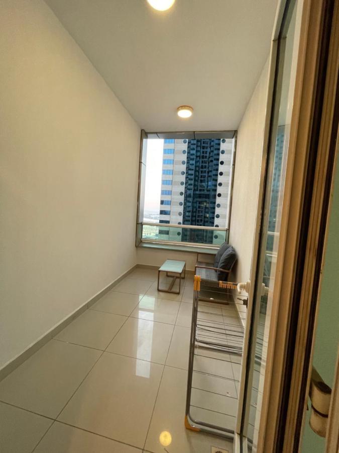 Sea View 1Br Apartment - Marina Pinnacle Dubaj Zewnętrze zdjęcie