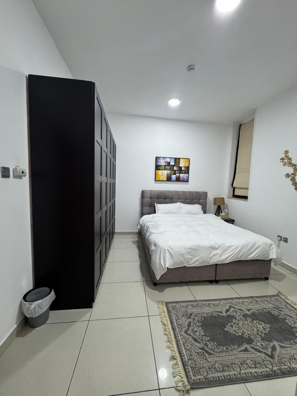 Sea View 1Br Apartment - Marina Pinnacle Dubaj Zewnętrze zdjęcie
