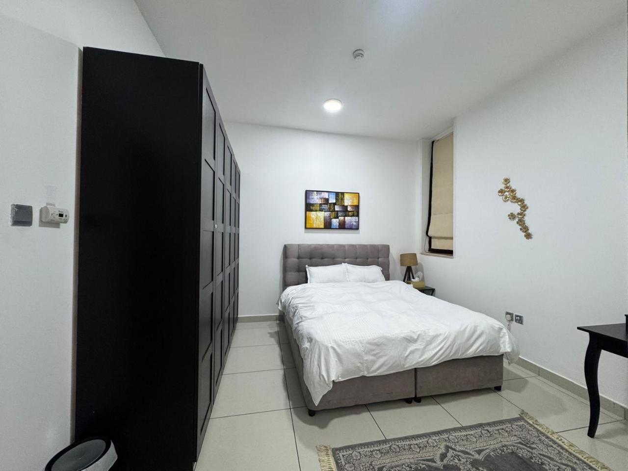 Sea View 1Br Apartment - Marina Pinnacle Dubaj Zewnętrze zdjęcie